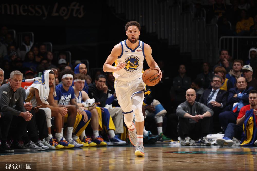 负着防守重 负着防守重