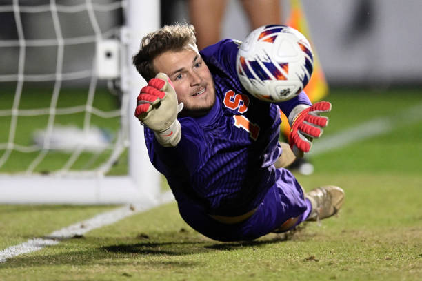 涯中始终伴 涯中始终伴