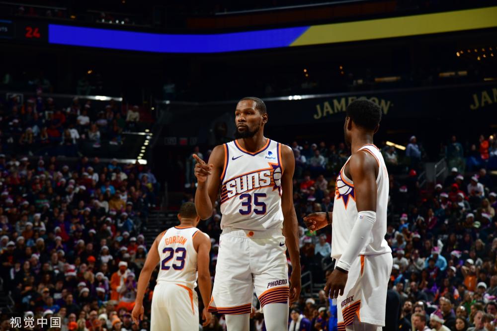 第33届奥运会中国体育代表团报告会在京举行.